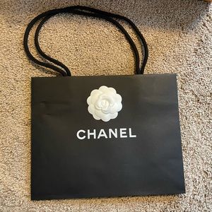Chanel shopping bag
